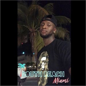 Meet your Posher, Roshawn